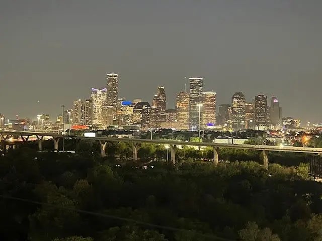 2520 Houston Avenue 601, Houston