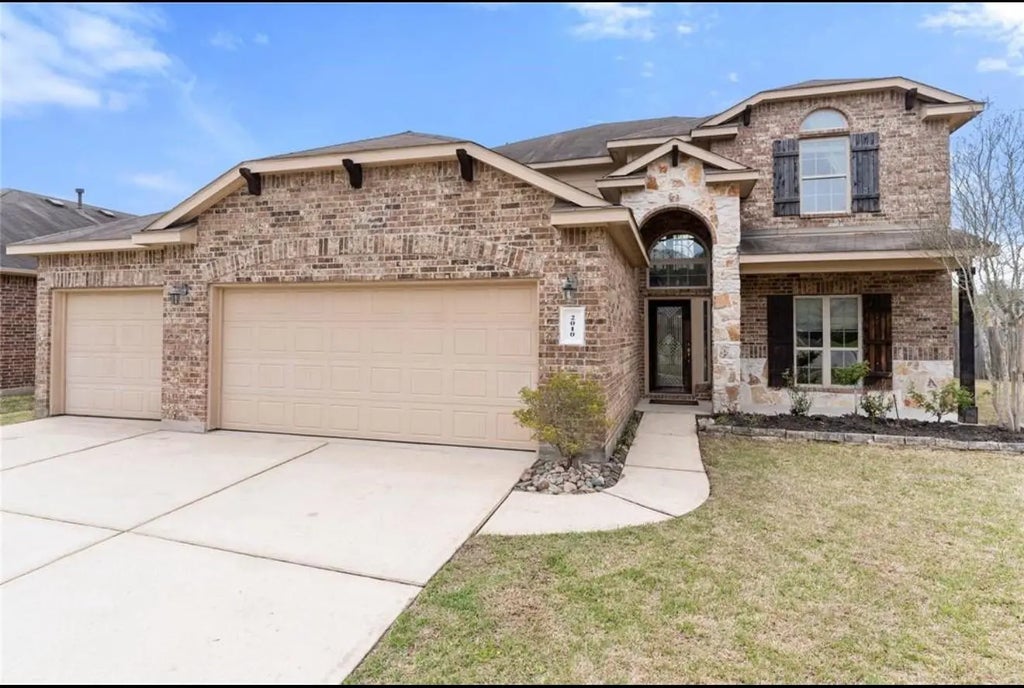 2010 Antler Trails Drive, Crosby