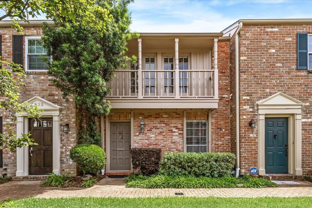 5827 Valley Forge Drive 83, Houston
