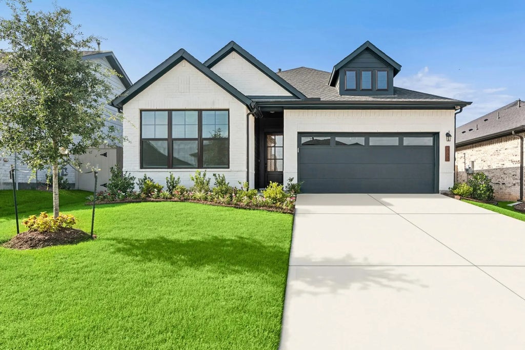 553 Red Eyed Vireo Court, Magnolia