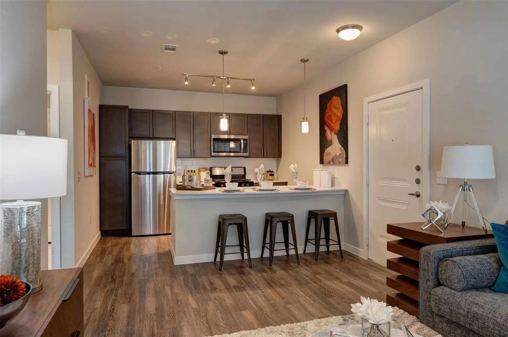3530 West 12th Street C1e, Houston