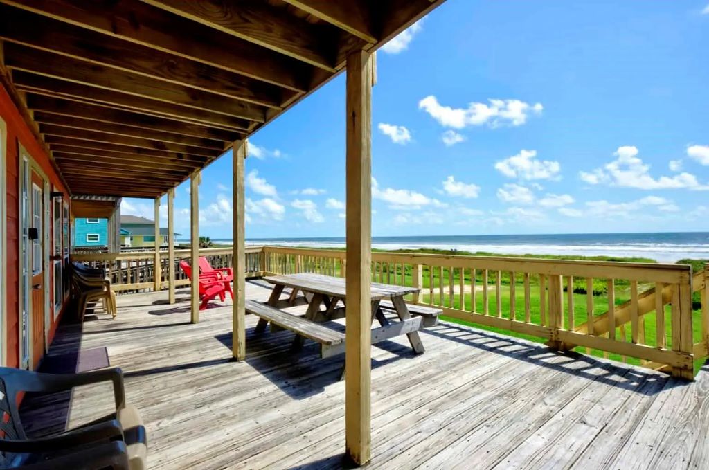 2446 Bluewater Highway, Surfside Beach