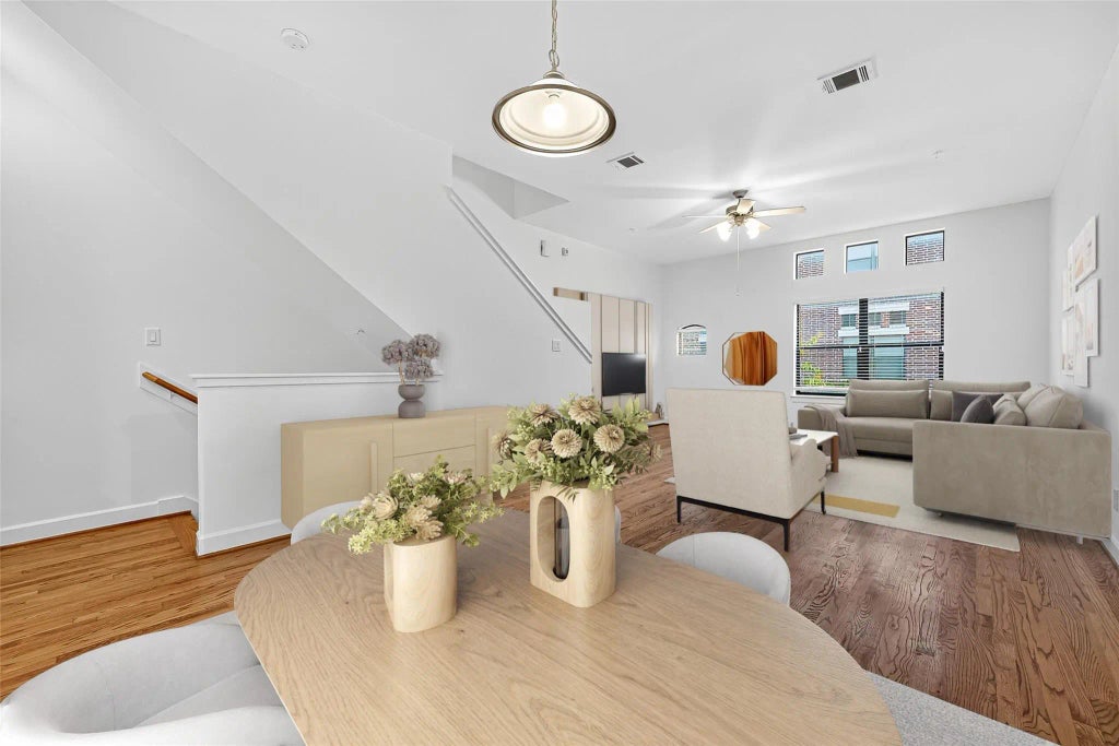 2710 Hullsmith Drive 1303, Houston