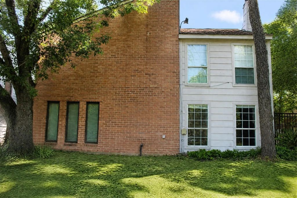 17805 Villa Way Drive, Spring