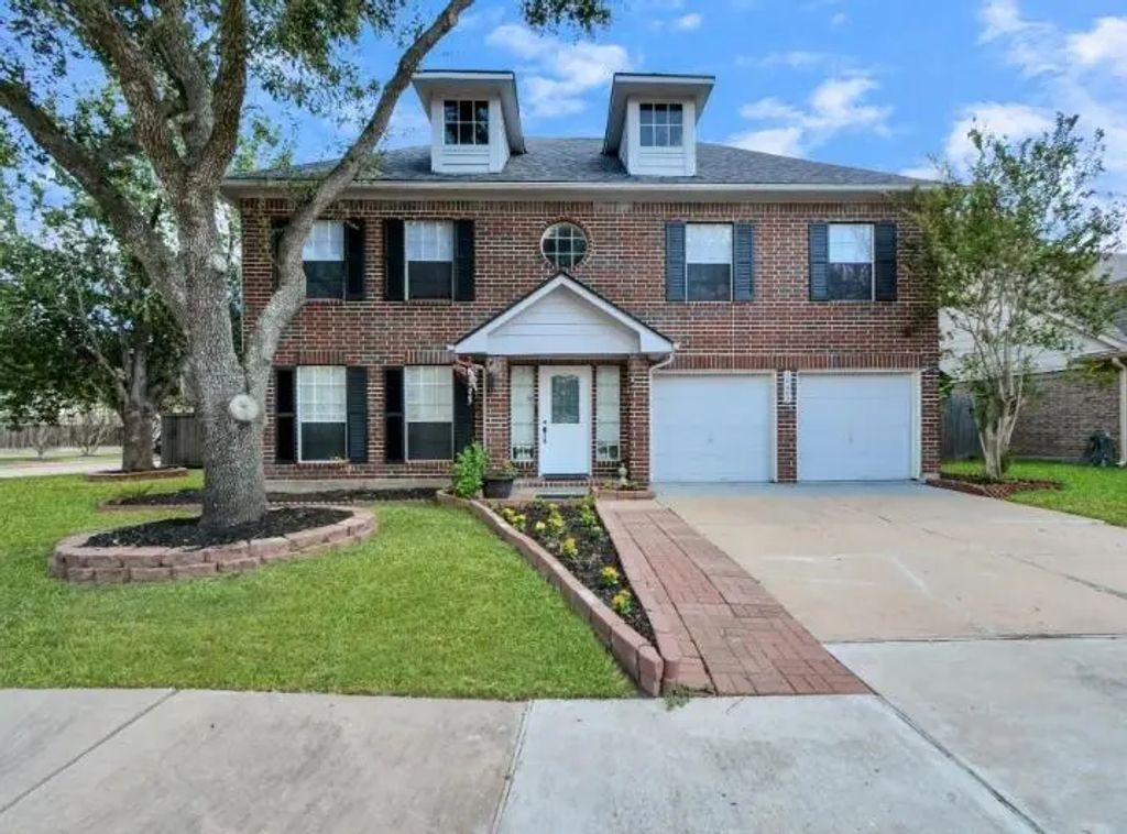 16403 Dawncrest Way, Sugar Land