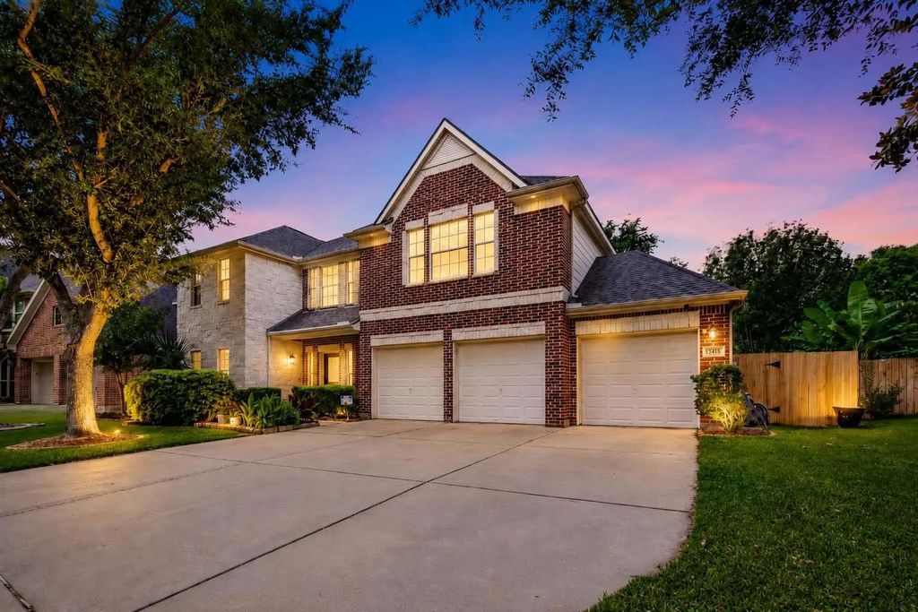 13418 Orchard Shadows Drive, Richmond