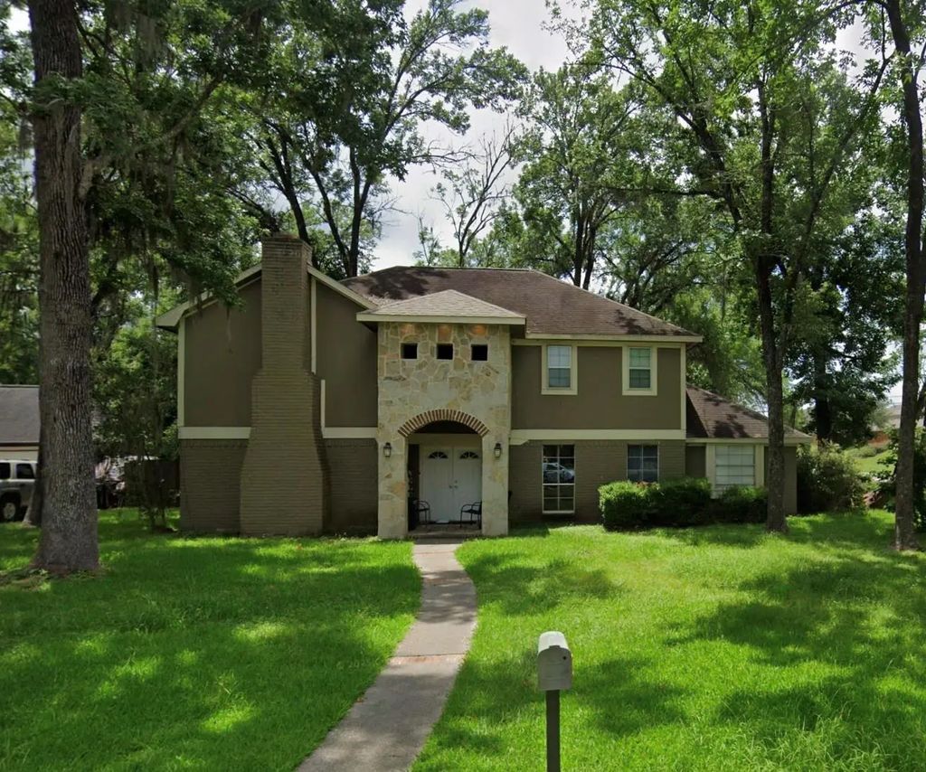 2695 S Woodloch Street, Woodloch