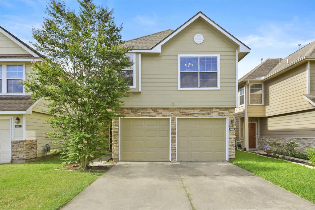 8919 Windfern Trace Drive, Houston