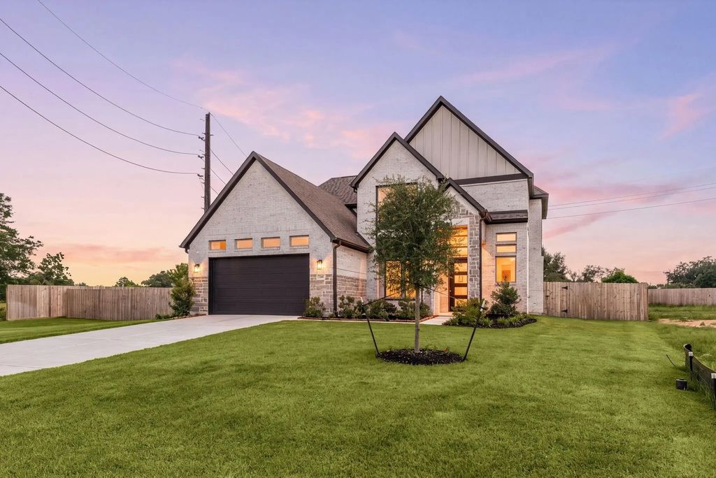 349 Covey Lane, Sealy