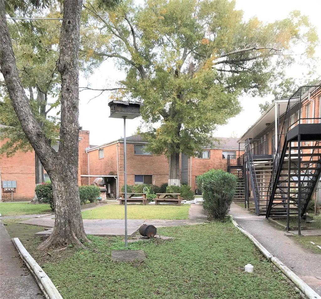 3003 Broadway St Street 8, Houston