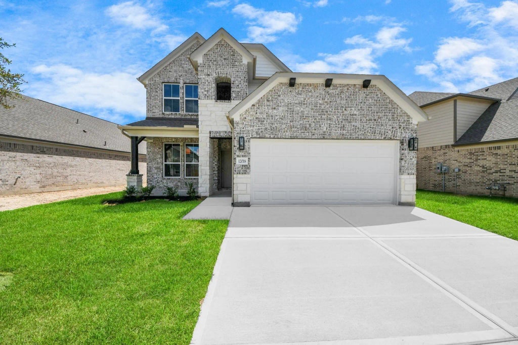12018 Maple Oak Drive, Houston