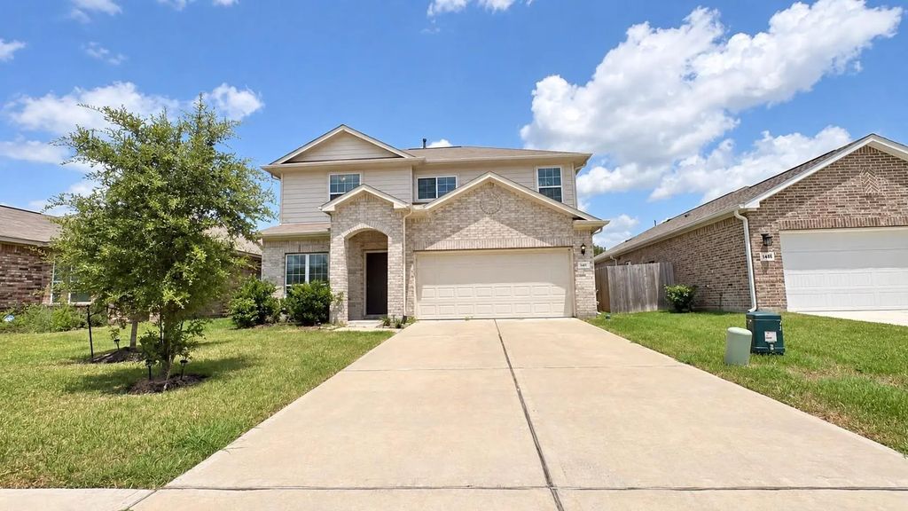 140 Kelly Street, Angleton