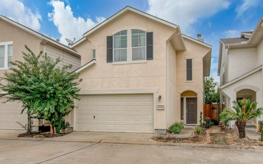 1930 Harwood Springs Drive, Houston