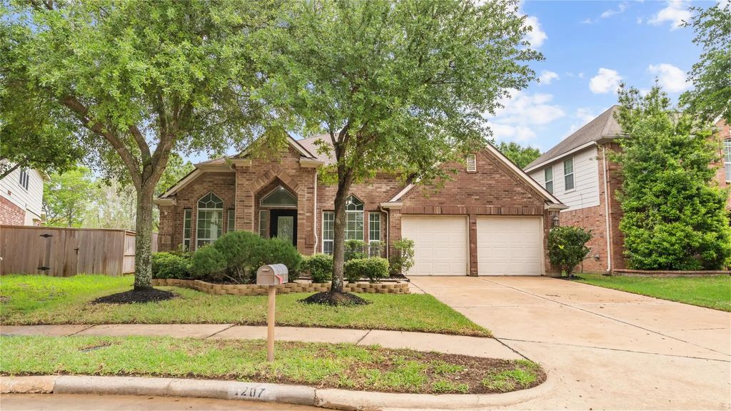1207 Walston Ridge Drive, Spring