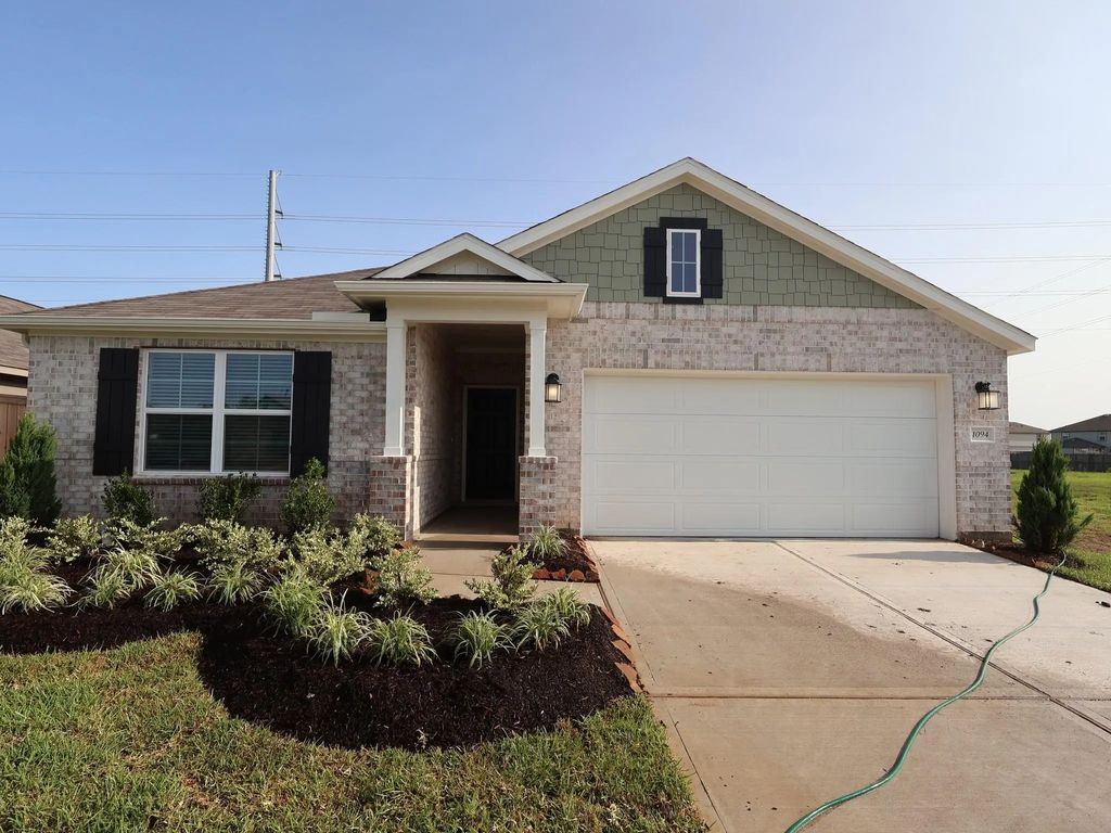 1094 Garnet Star Drive, La Marque