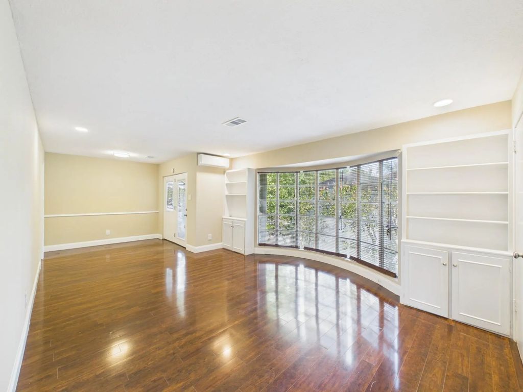 2595 Marilee Lane 1, Houston