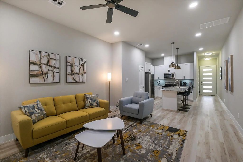 8326 Mariah Street B, Houston