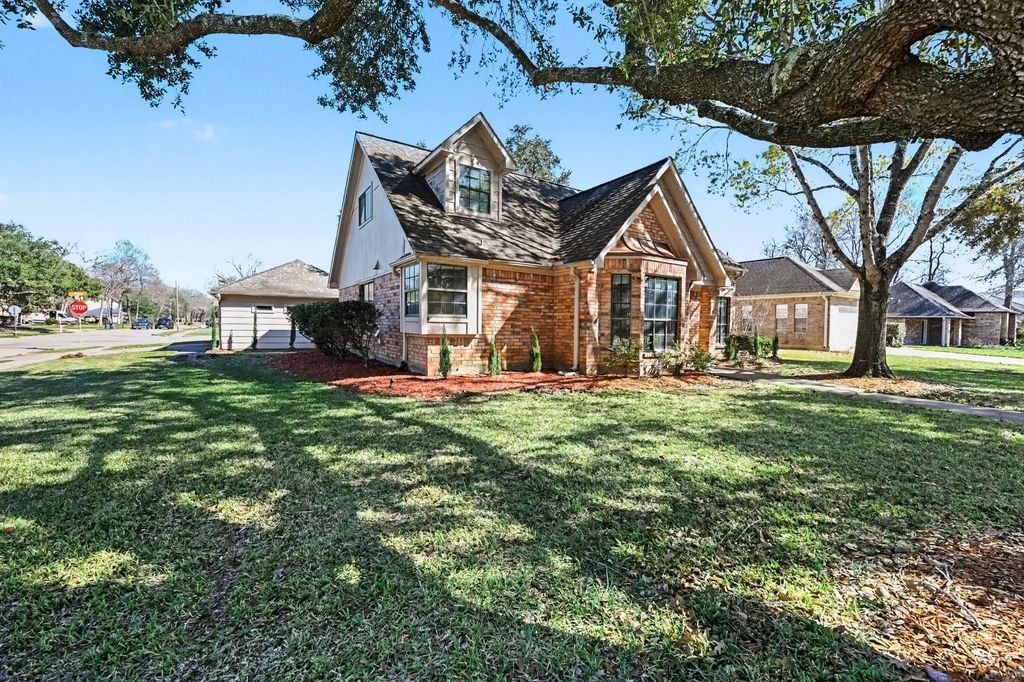 930 Bent Creek Court, Richmond