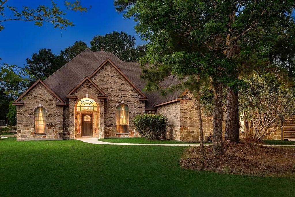 15636 Connie Lane, Montgomery