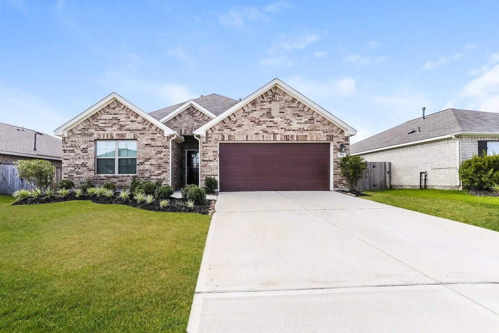 334 Jewett Meadow Drive, Magnolia