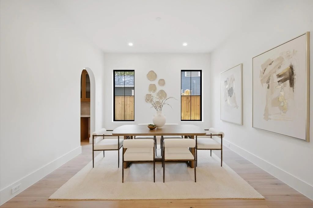 212 E 24th Street, Houston