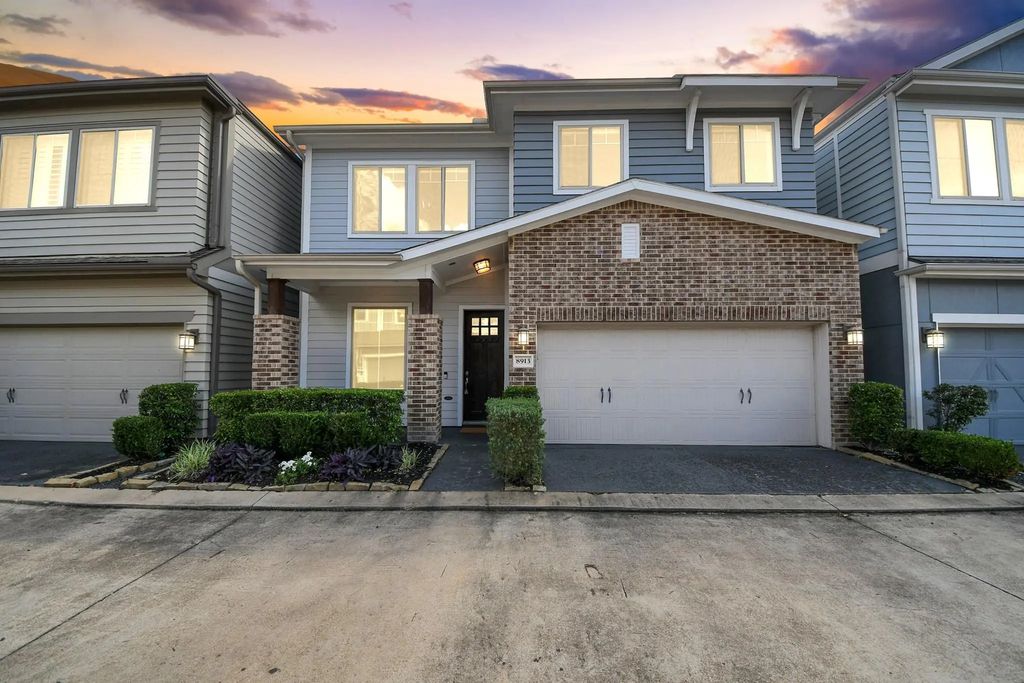 8913 Aventino Way, Houston