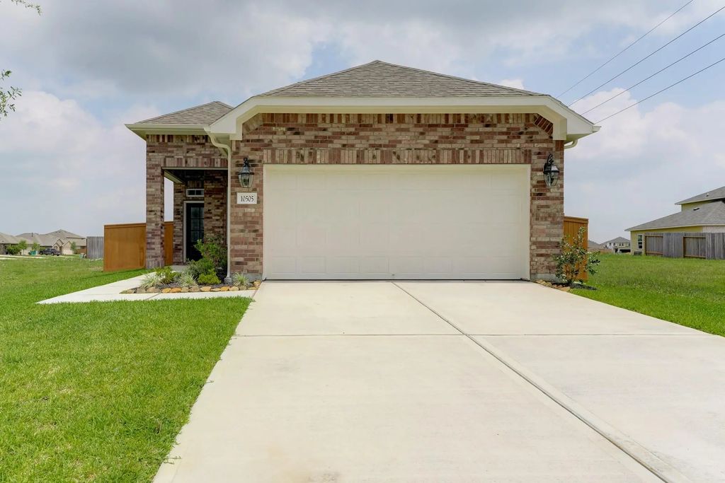 10505 Stone Peak Drive, Rosharon