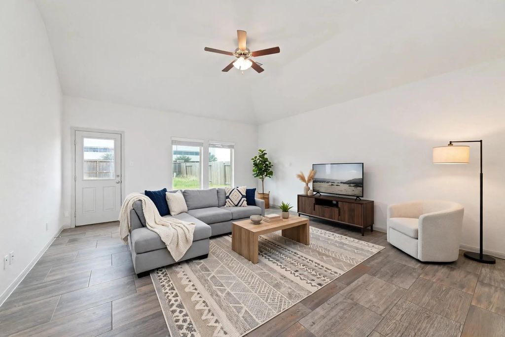 7531 Cypress Pin Oak Drive, Cypress