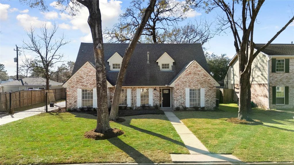 5707 Ash Oak Drive, Houston