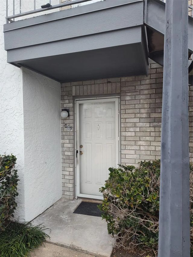 8787 Brae Acres Road 1005, Houston