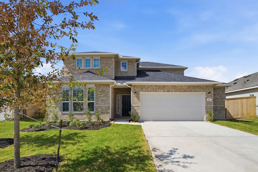 7934 Jade Crest Drive, Angleton