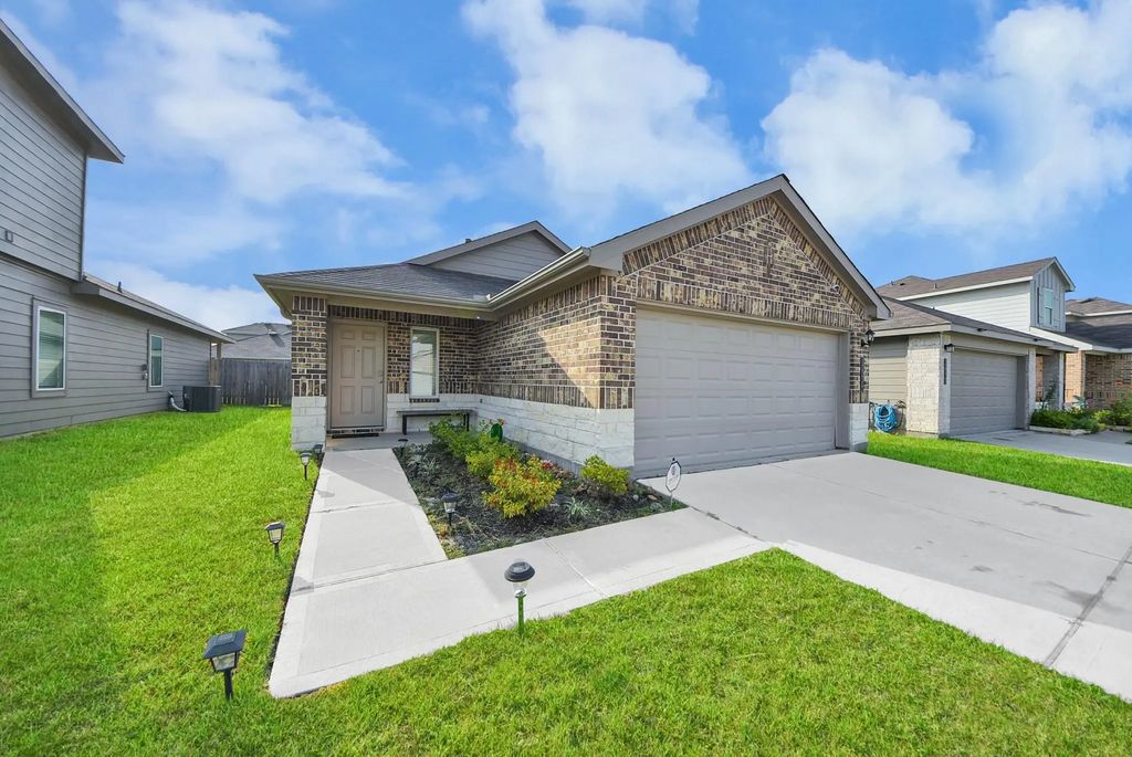 12214 Ridge River Lane, Houston