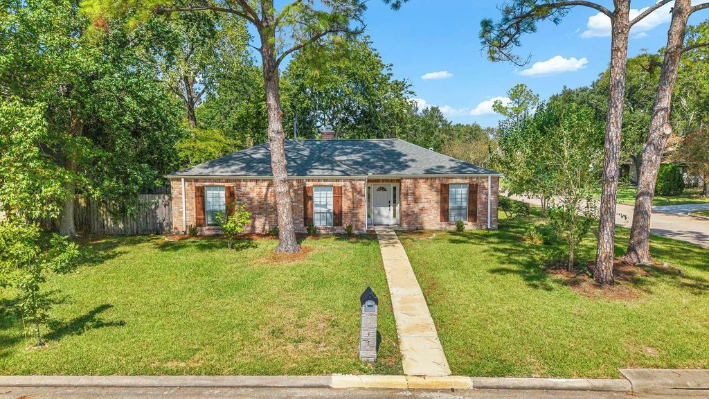 13902 Wickersham Lane, Houston