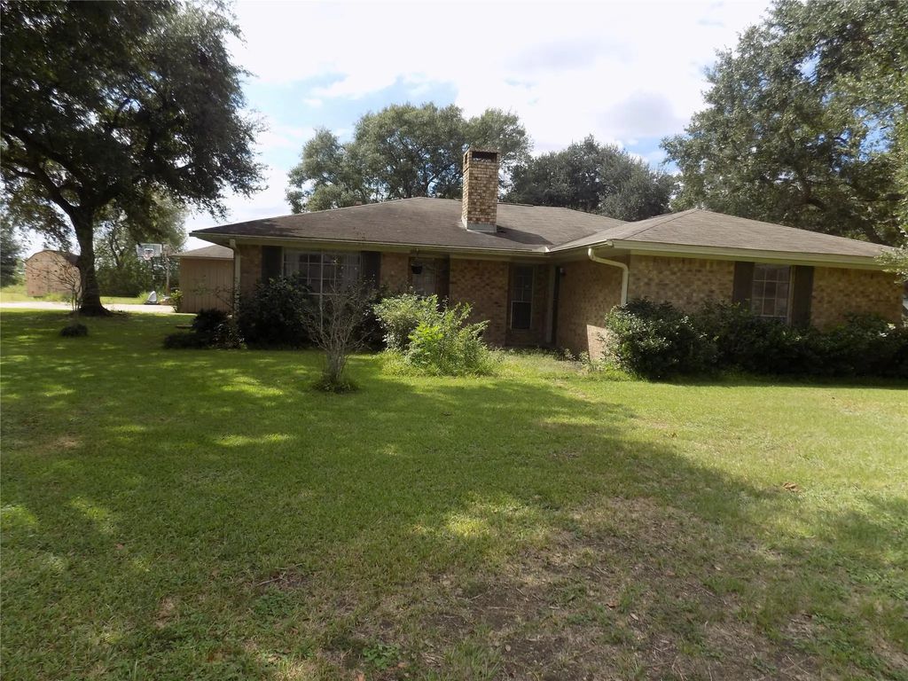6626 Mildred Road, Needville