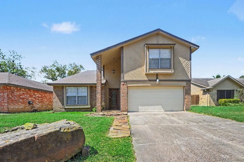 19003 Pine Trace Court, Humble