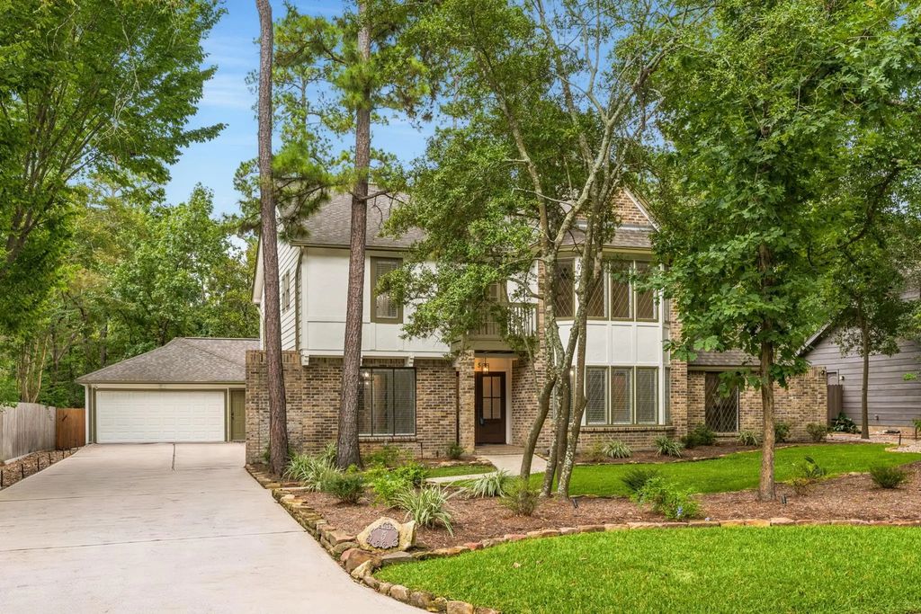 5 Thornhedge Court, The Woodlands