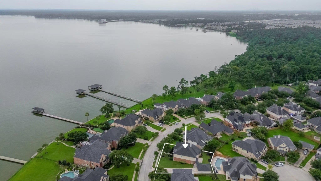 13703 Elm Shores Drive, Houston