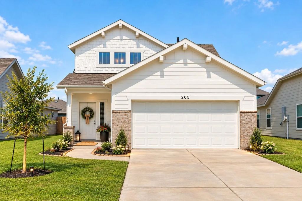 205 Laura Leigh Lane, Angleton