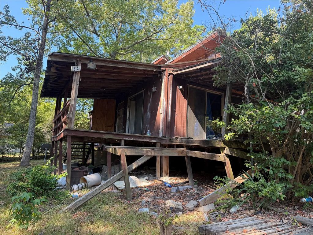 673 Whisperwood Drive, Onalaska
