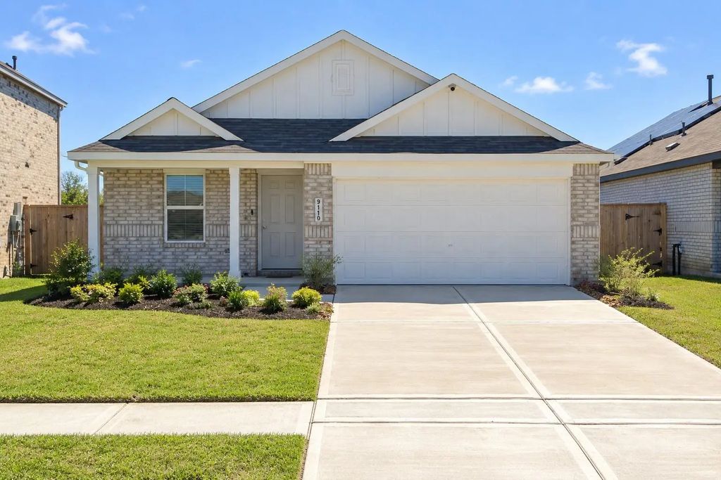9110 Golden Dorado Lane, Baytown