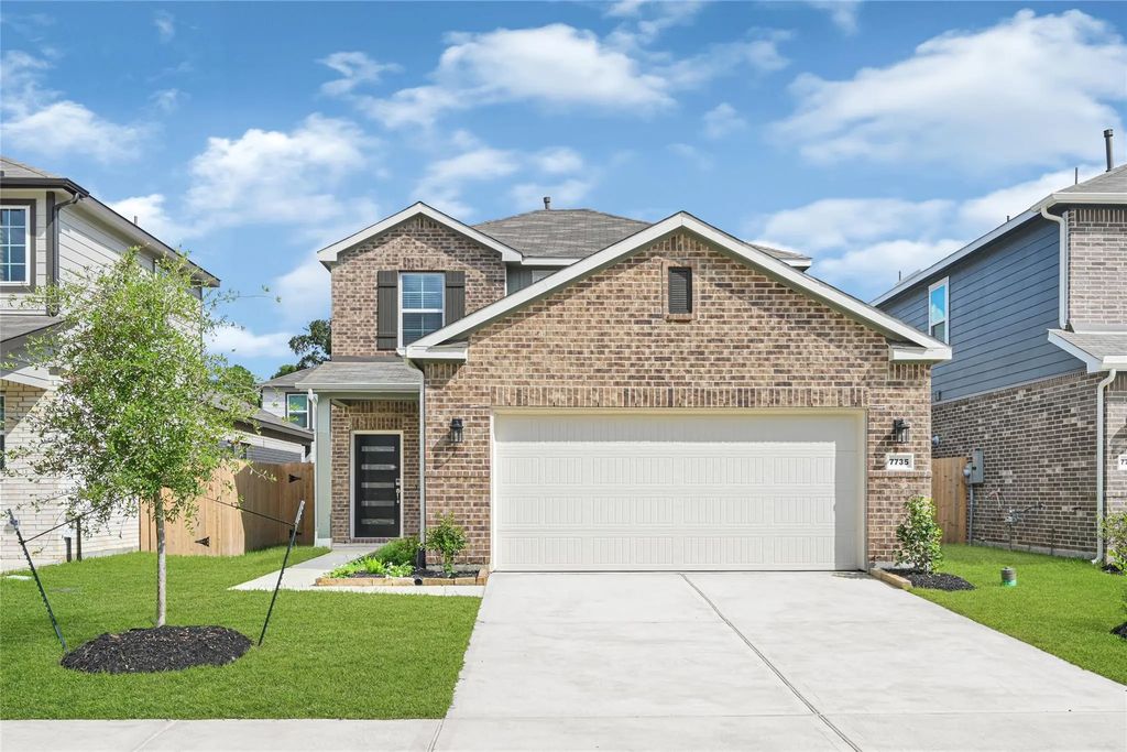 7735 Bergamot Circle, Magnolia