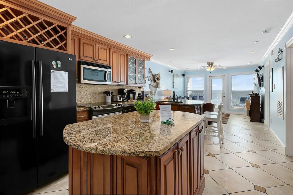 10811 San Luis Pass Road 2112, Galveston
