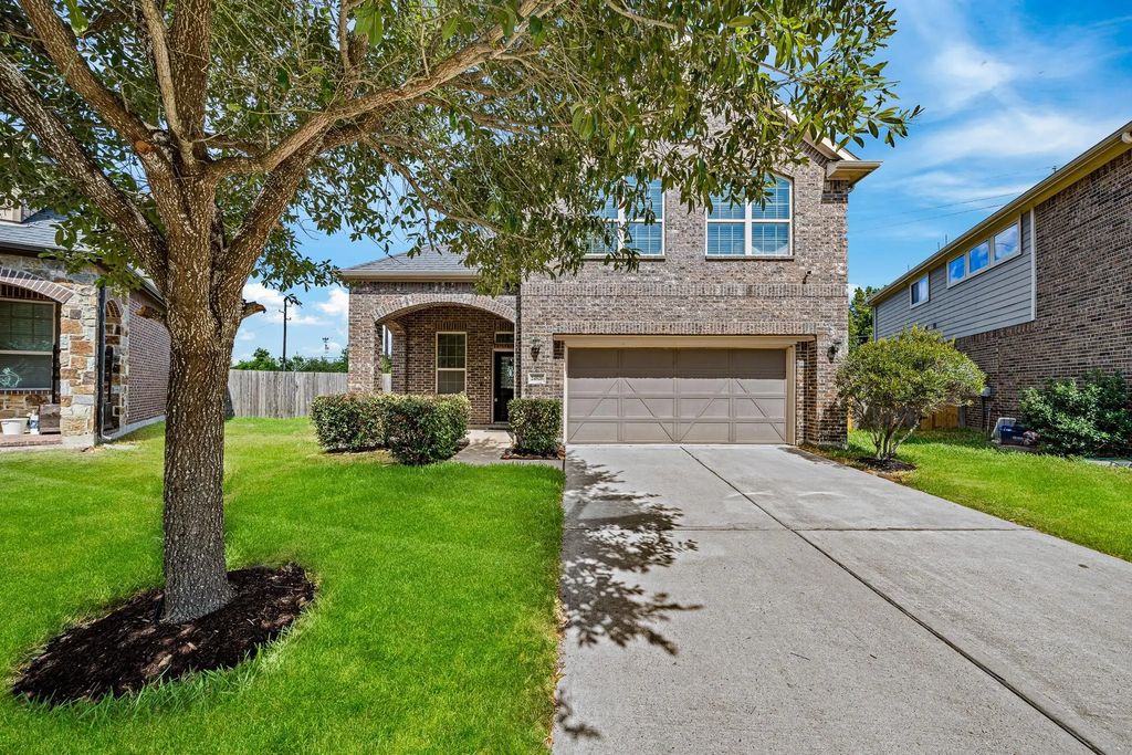 24826 Lakecrest Village Drive, Katy