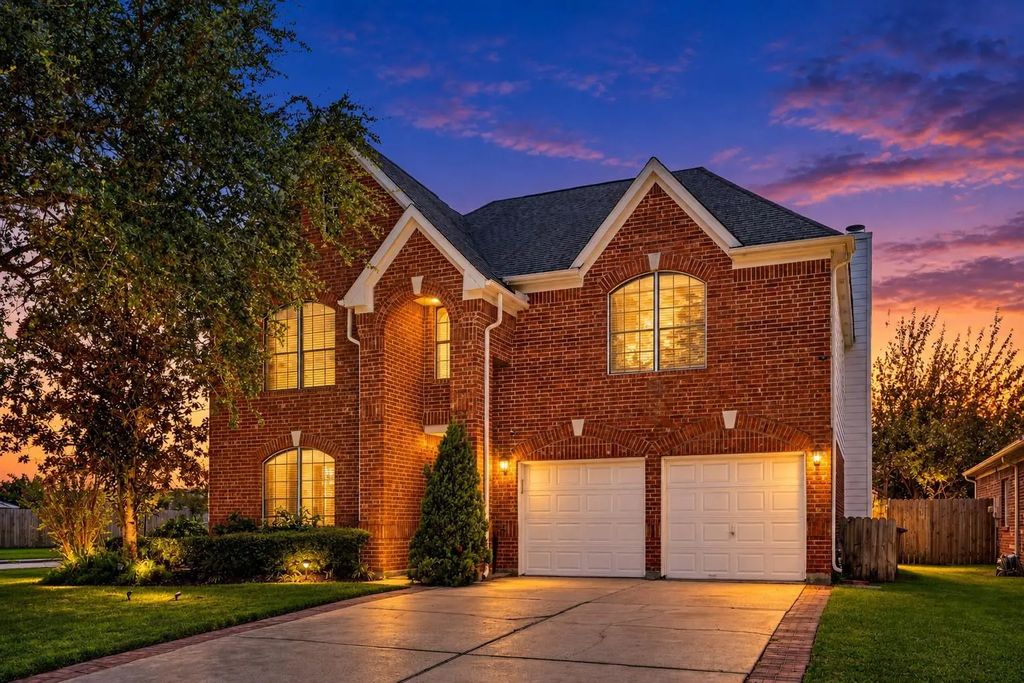 11618 Peachwood Lake Drive, Sugar Land