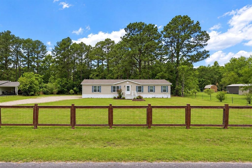 770 Ryan Road, Sour Lake