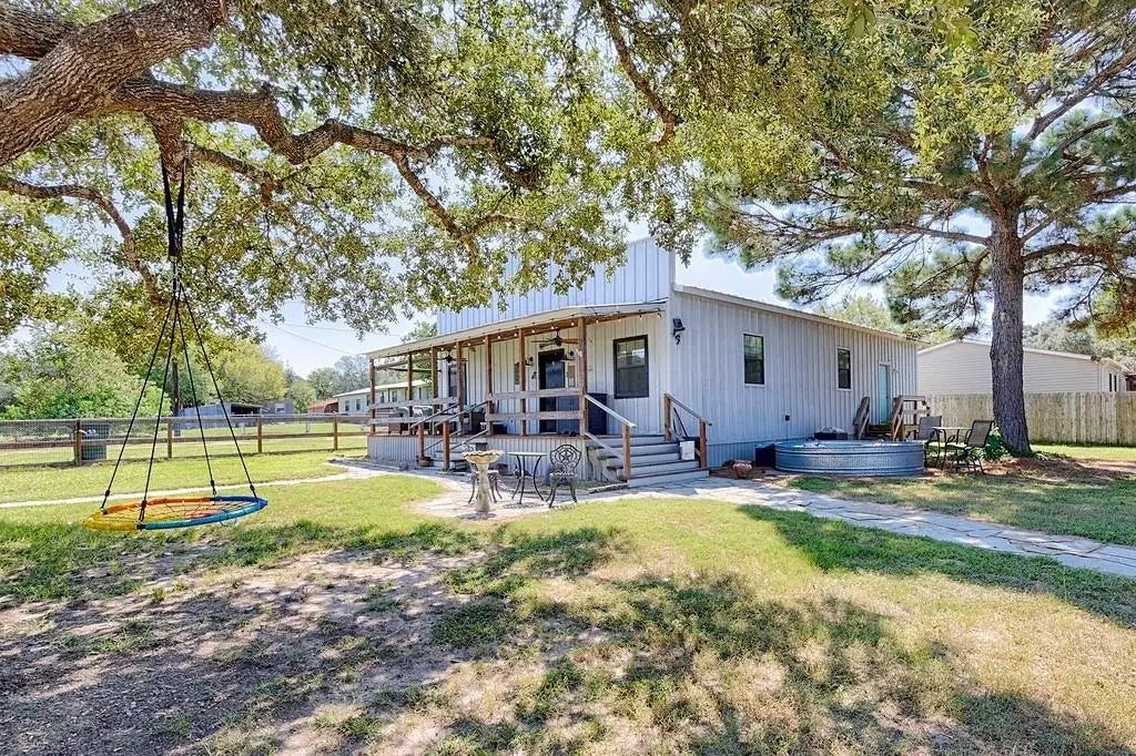 5160 Avenue B, Sheridan