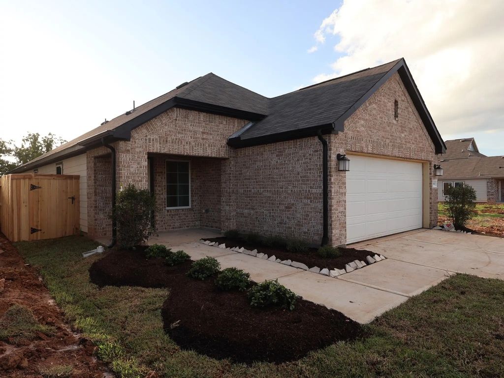 5930 Texas Sun Drive, Fulshear
