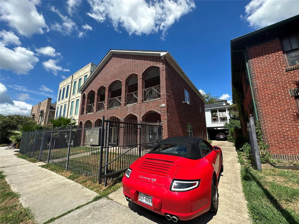 508 W Clay Street, Houston