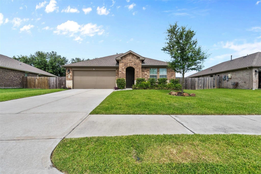 2806 Specklebelly Drive, Baytown