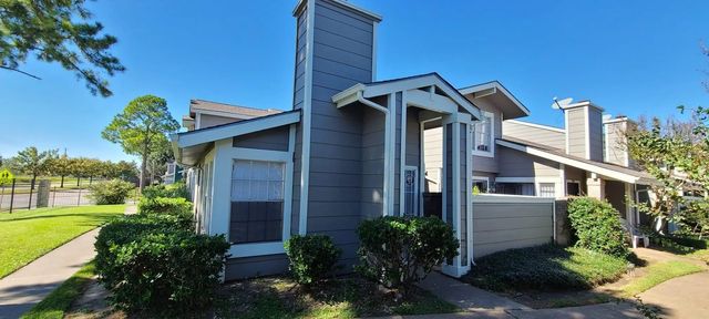 6346 W Airport Boulevard W 634, Houston
